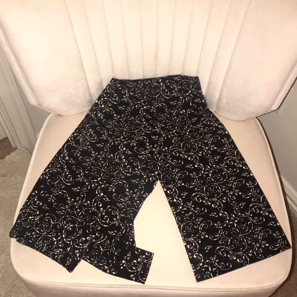 BRAND NEW Baroque Print Straight cut pants